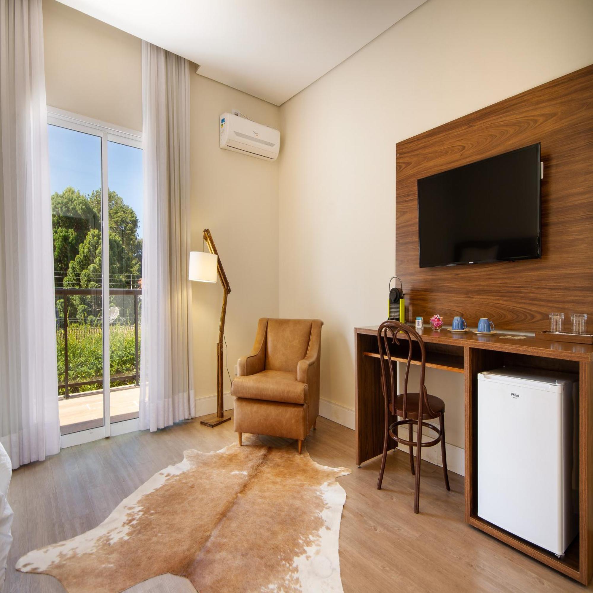 Hotel Chateau Campos do Jordão Extérieur photo