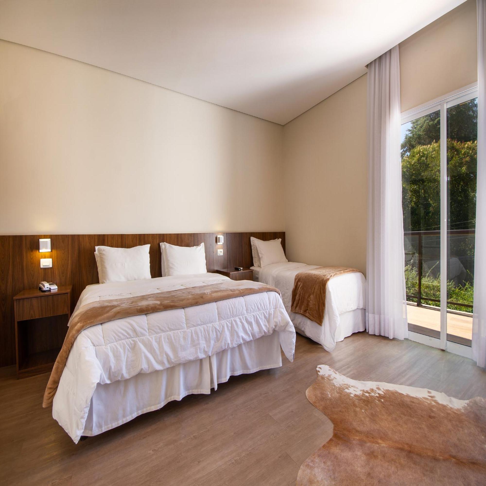 Hotel Chateau Campos do Jordão Extérieur photo